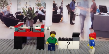 La biblioteca, explicada amb una animació de Lego