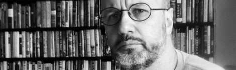 Lliçó del Rodrigo Fresán sobre les biblioteques imaginàries (fictícies, ideals o impossibles)